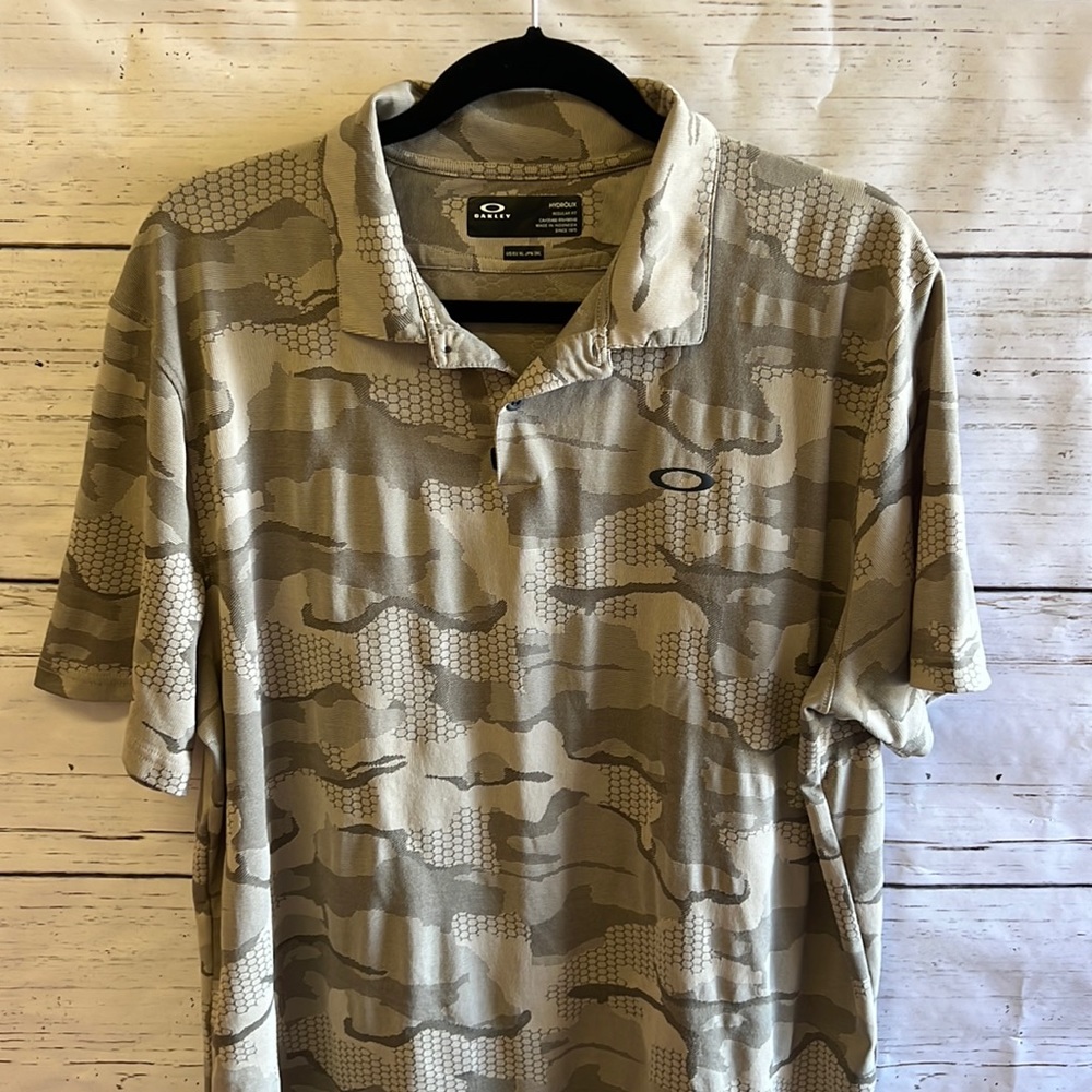 Men’s Oakley Golf Polo Shirt Size 2XL